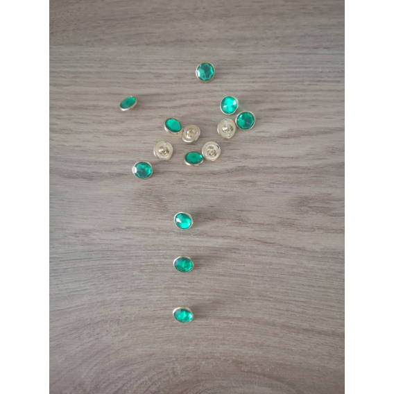 Gombík 10mm