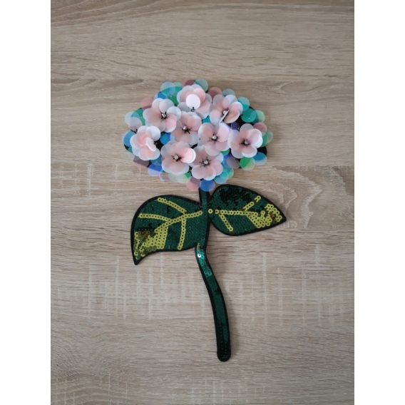 Applique trim bloosom